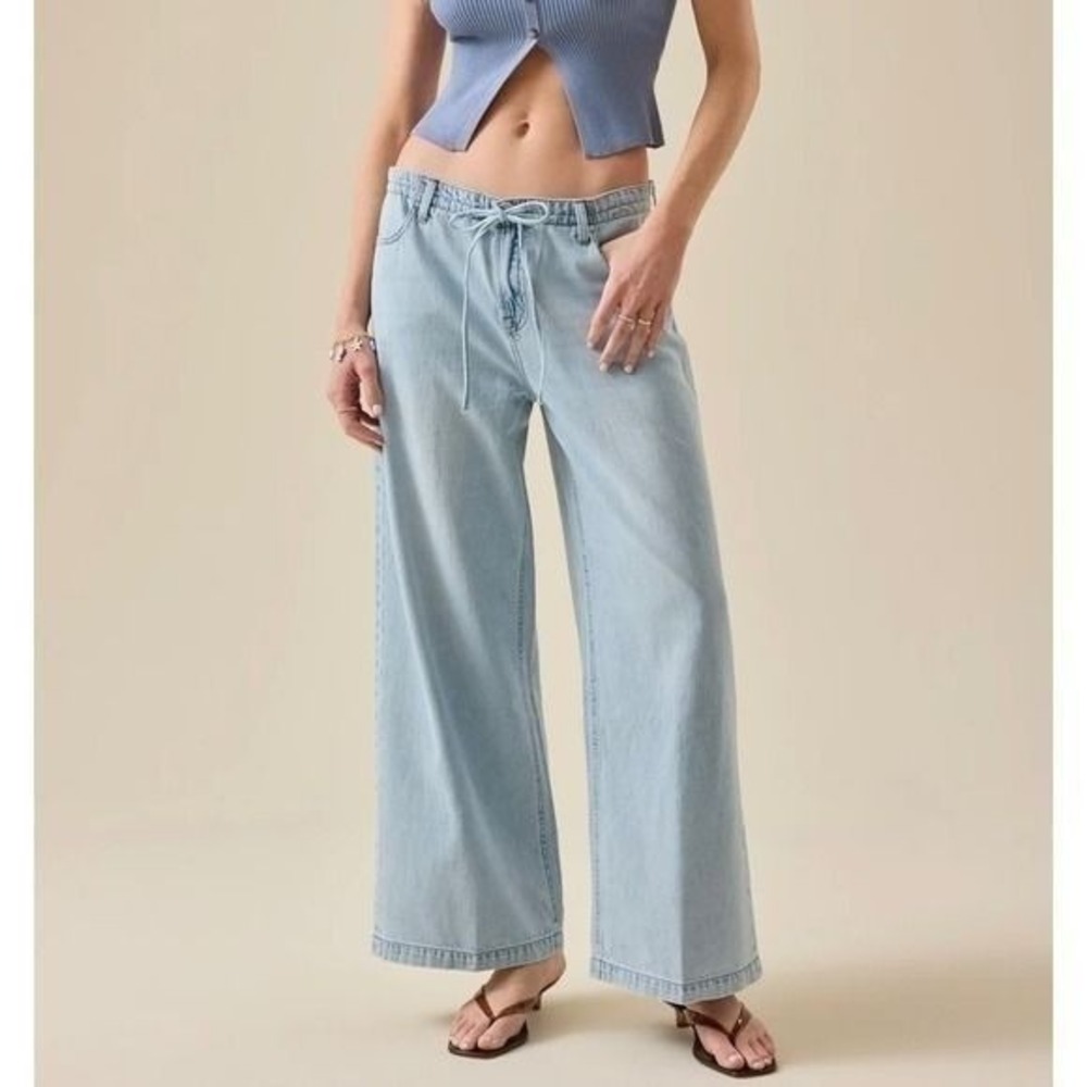 Altar'd State Wide Leg Drawstring Jeans Light Wash Floral Waistband Size Medium